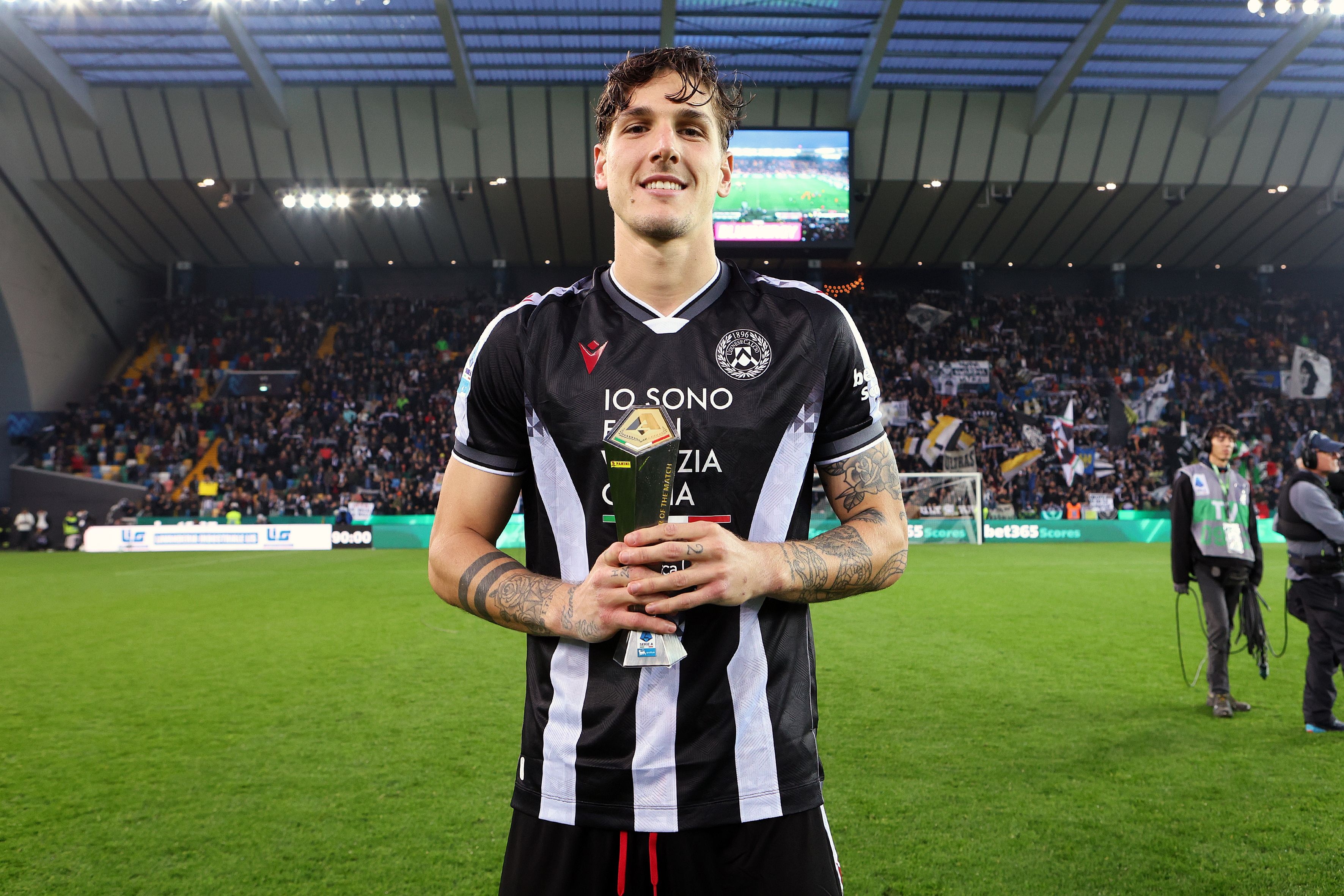 世界杯比赛观看入口-扎尼奥洛：希望能入选意大利国家队 我在罗马买了两套养老房